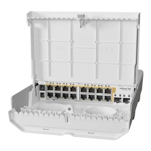 Smart Switch outdoor 16 x Gigabit PoE-Out, 2 x SFP+ - Mikrotik